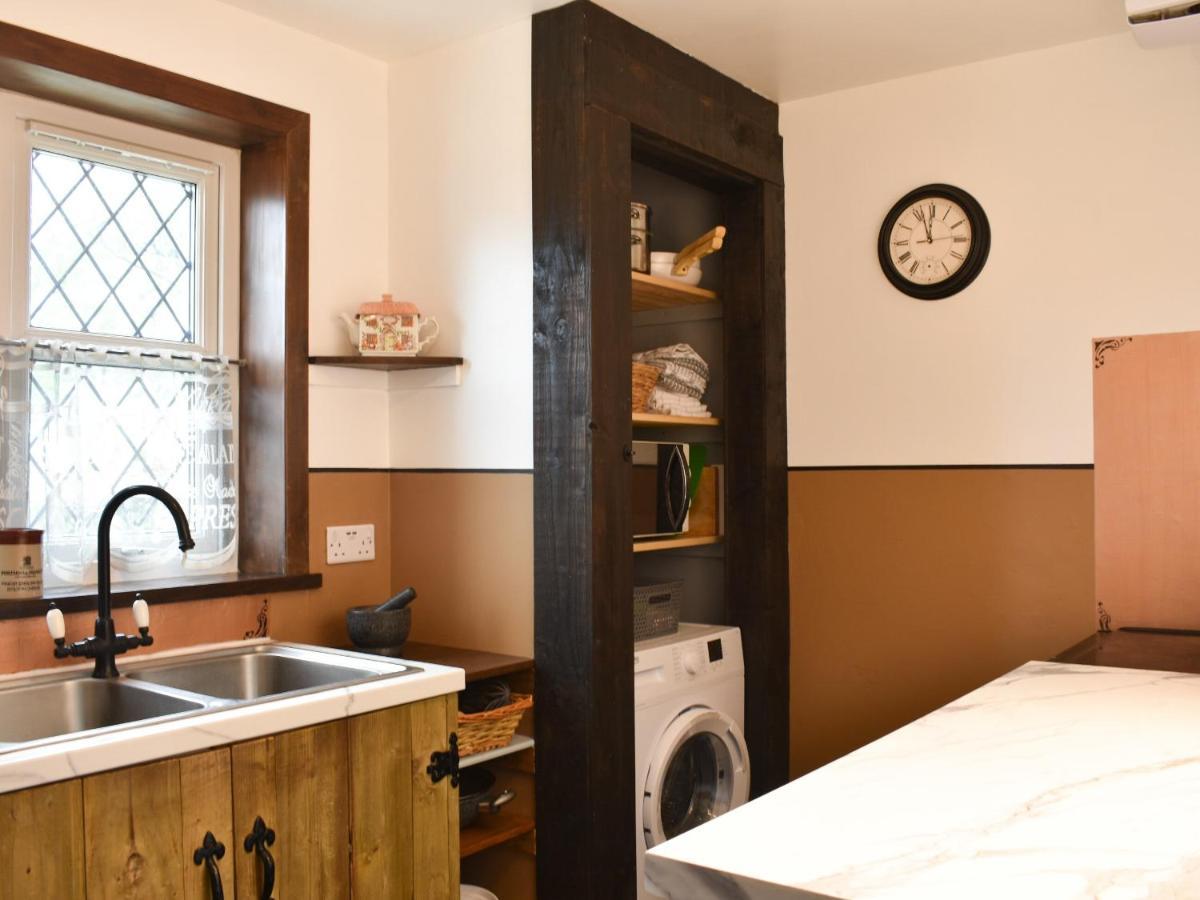 Primrose Cottage Elgin Extérieur photo